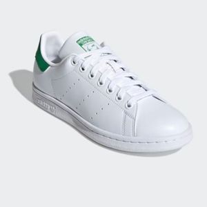 Adidas Stan Smiths - Size 7.5